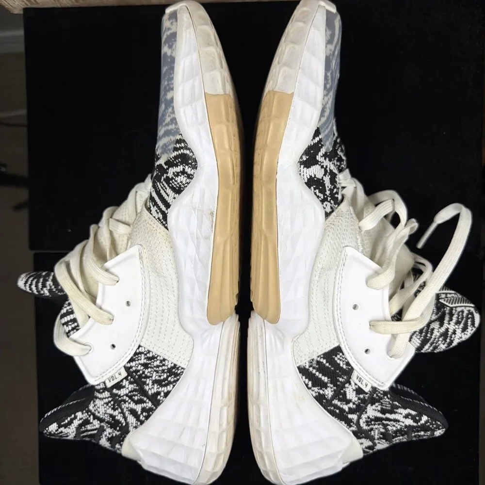 Adidas Harden Vol. 4 “Crossing Guards” Shoes Size 11.5